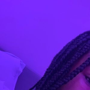 Meet your Posher, Nevia